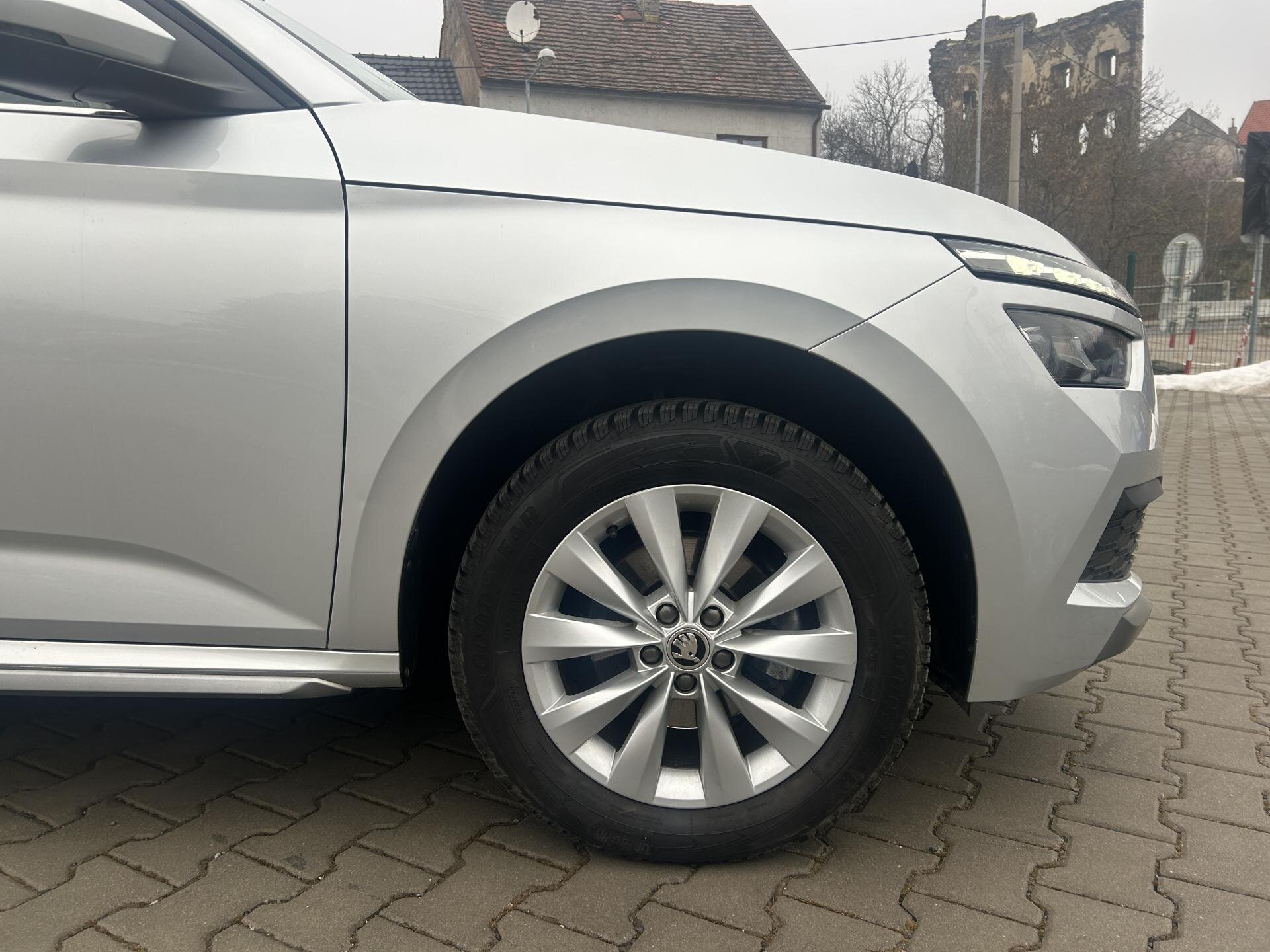 Škoda Kamiq Hatchback 999,0 85 kw