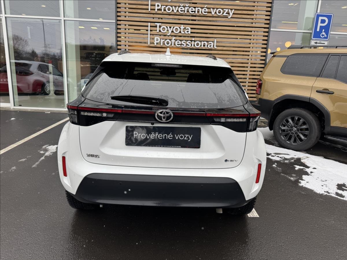 Toyota Yaris Cross SUV 1,5 l 68 kw