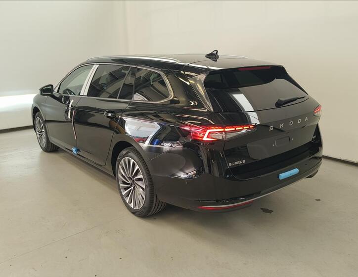 Škoda Superb 4