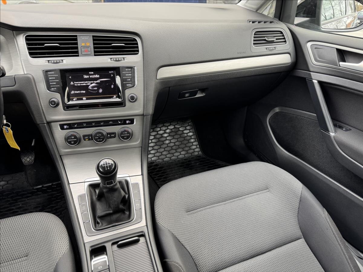 Volkswagen Golf Hatchback 1,2 l 63 kw