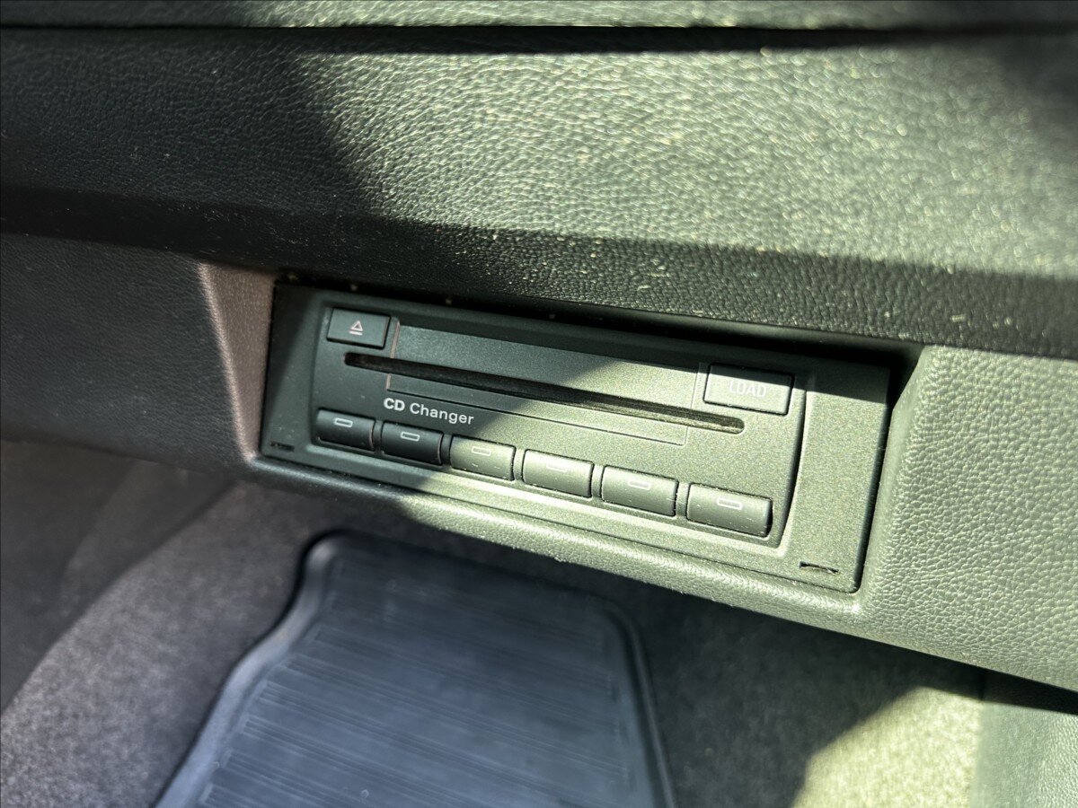 Škoda Roomster Kombi 1,6 l 77 kw