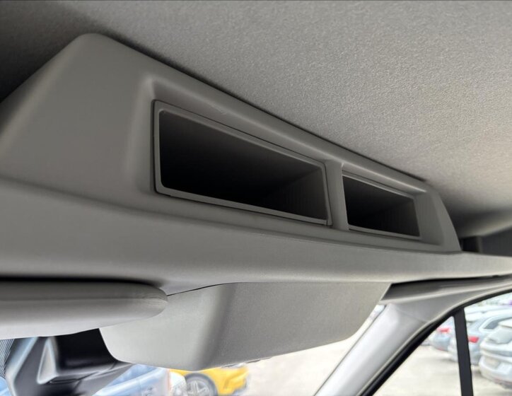 Ford Transit Skříň 2,0 l 96 kw