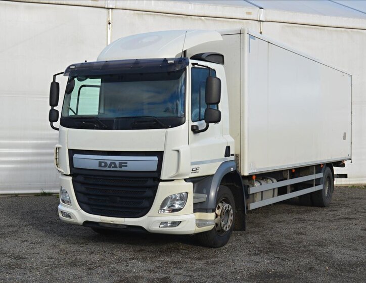 DAF Ostatní Skříň 6,7 l 239 kw