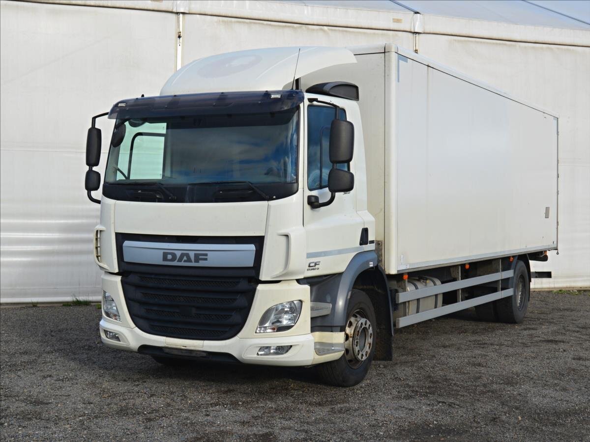 DAF Ostatní Skříň 6,7 l 239 kw