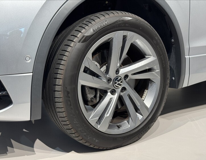 Volkswagen Tiguan Allspace 7