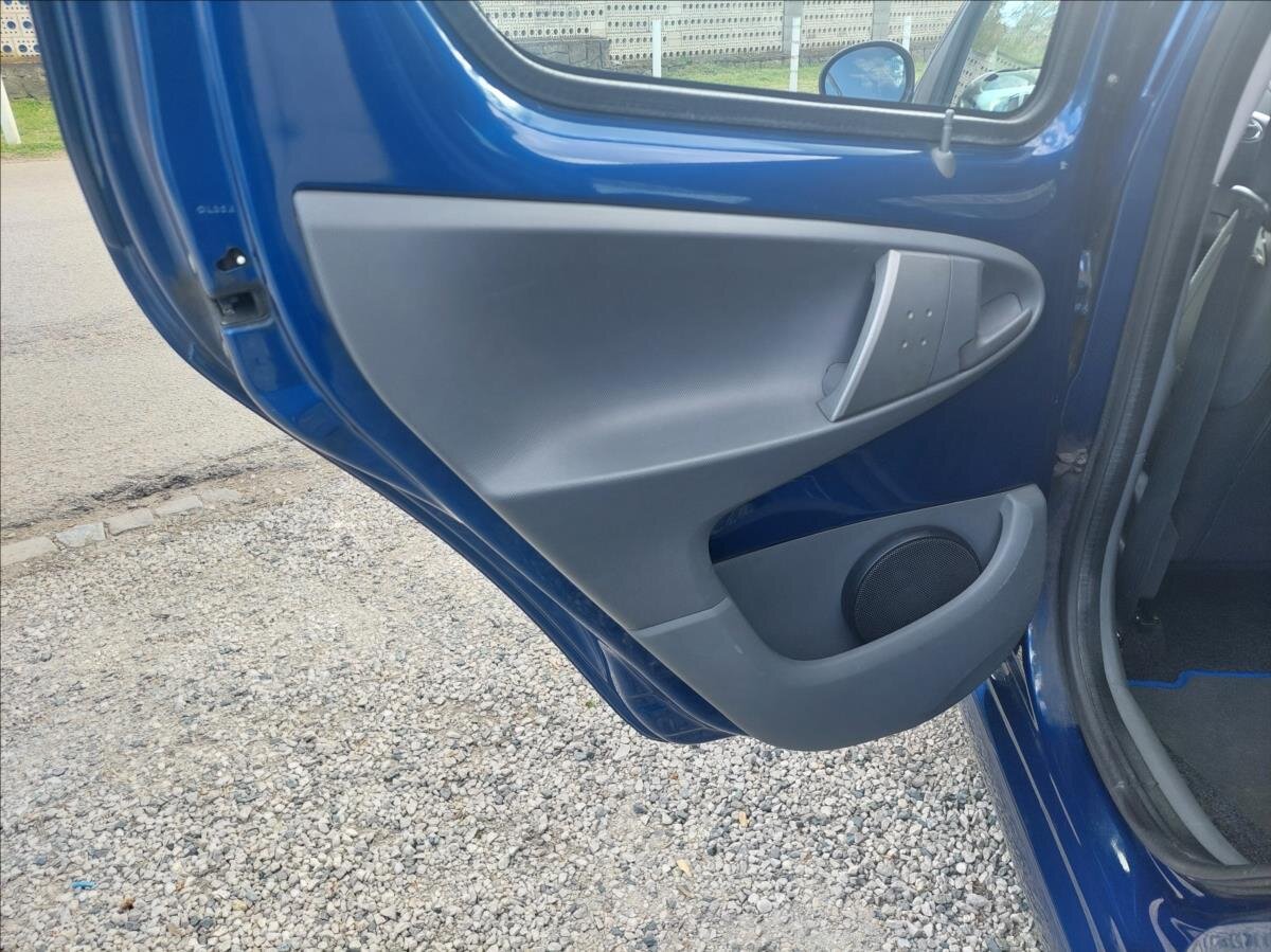 Toyota Aygo Hatchback 998,0 50 kw