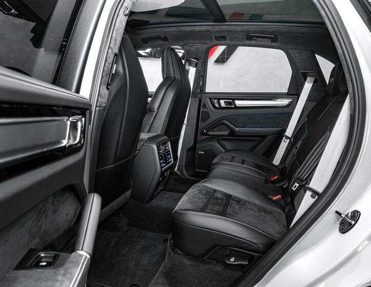 Porsche Cayenne SUV 4,0 l 338 kw