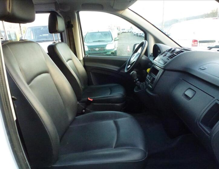 Mercedes-Benz Vito 27