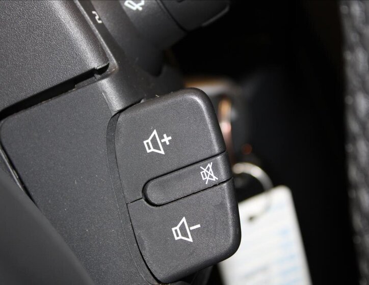 Renault Clio Hatchback 1,1 l 55 kw