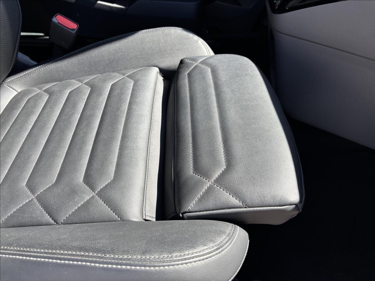 Ford Tourneo Custom Kombi 2,0 l 125 kw