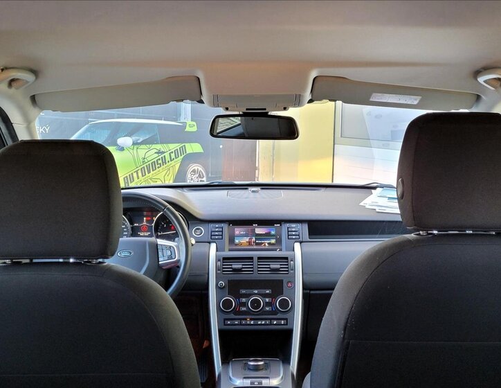 Land Rover Discovery Sport SUV / Terénní 2,0 l 110 kw