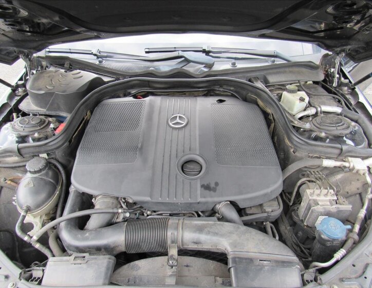 Mercedes-Benz Třídy E Kombi 2,1 l 125 kw