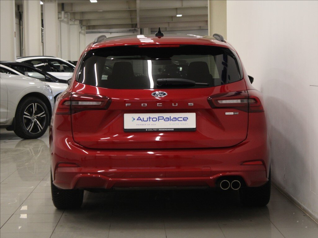 Ford Focus Kombi 999,0 114 kw