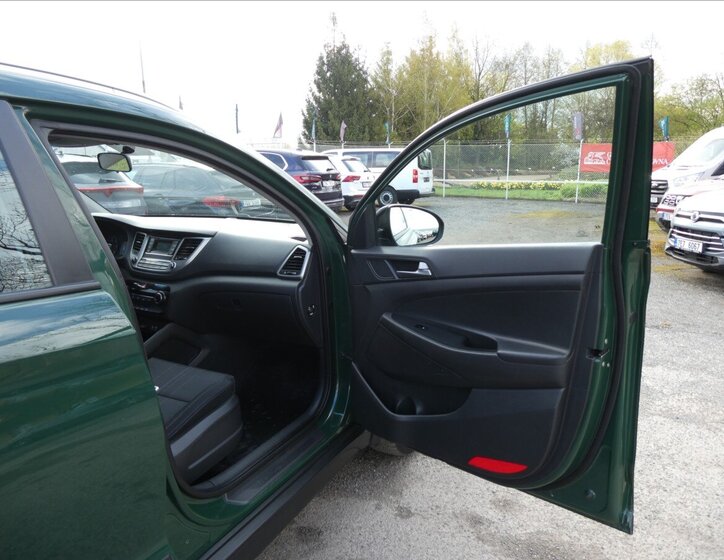 Hyundai Tucson SUV / Terénní 2,0 l 100 kw