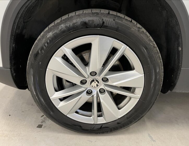 Škoda Karoq SUV 1,5 l 110 kw