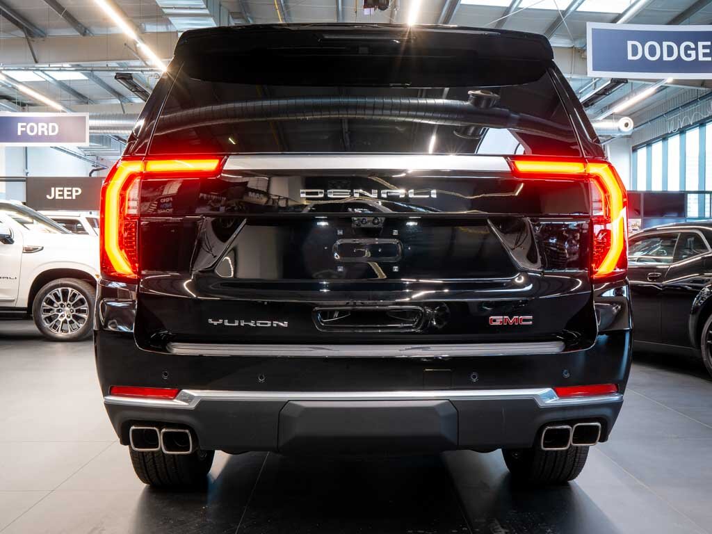 GMC Yukon SUV 6,2 l 313 kw