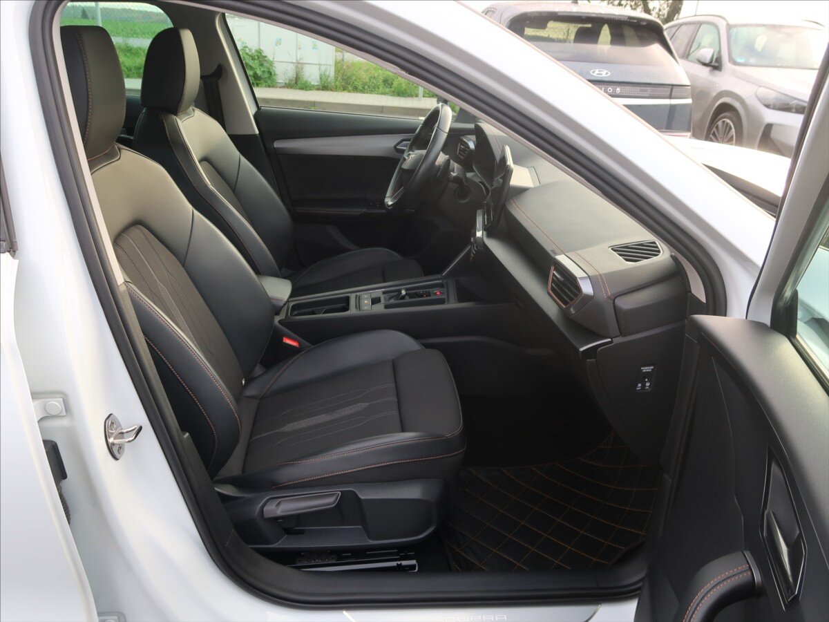 Cupra Formentor SUV / Terénní 2,0 l 140 kw