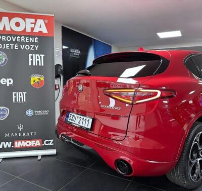 Alfa Romeo Stelvio 5