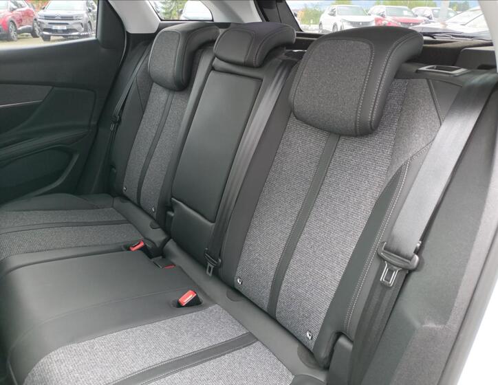 Peugeot 3008 5