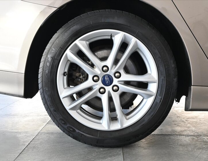 Ford Mondeo Kombi 2,0 l 110 kw