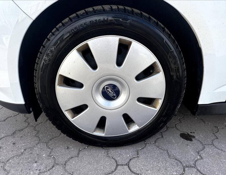 Ford Grand C-MAX Kombi 999,0 74 kw