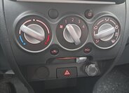 Suzuki Alto Hatchback 996,0 50 kw