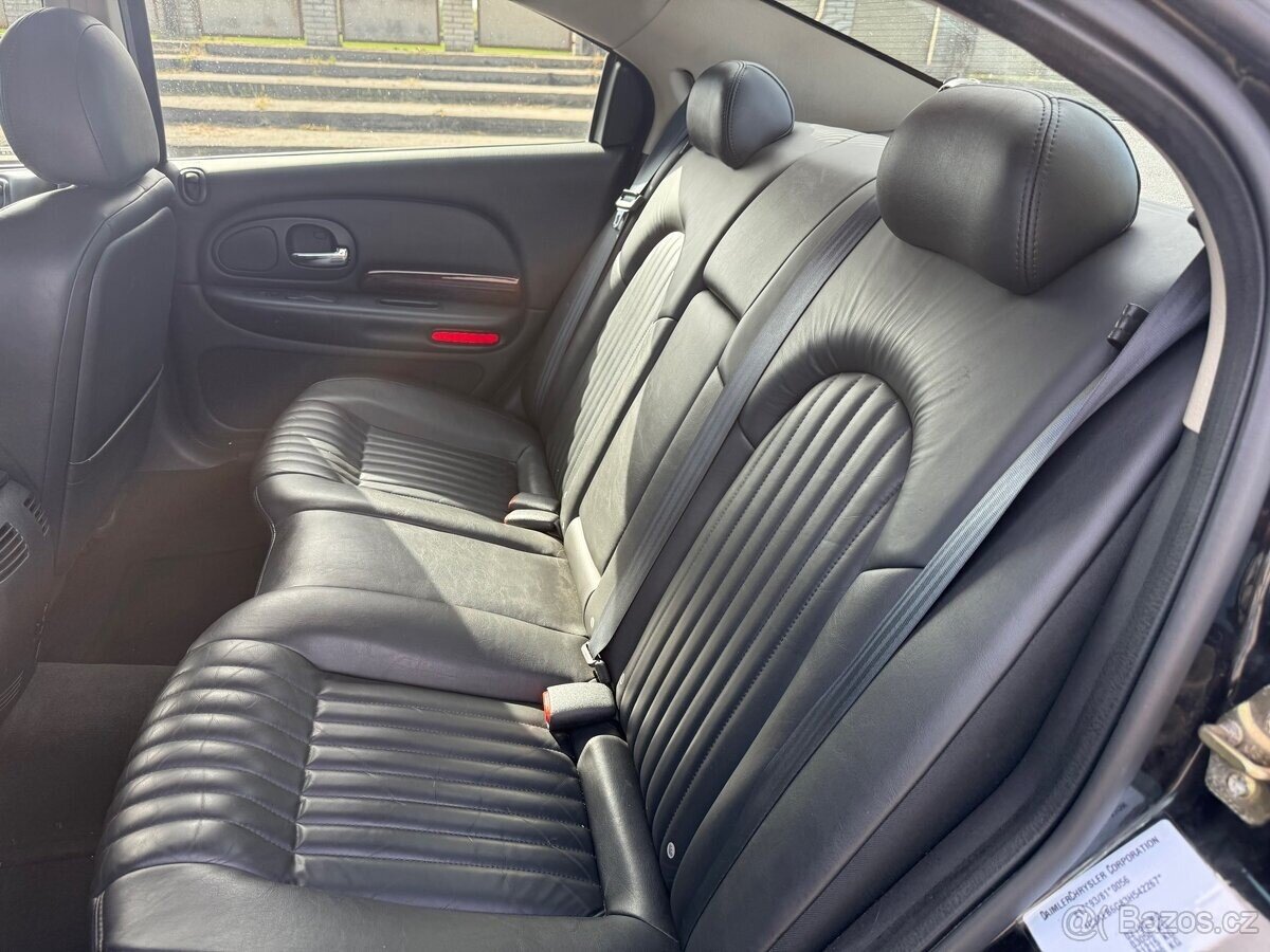 Chrysler 300M Sedan / Limuzína 3,5 l 185 kw