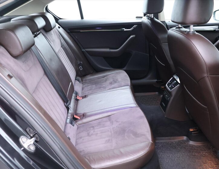 Škoda Octavia Liftback 2,0 l 110 kw