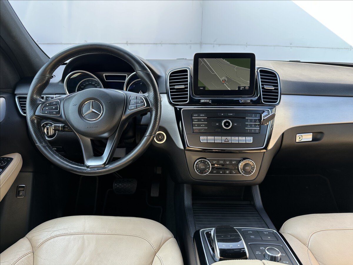 Mercedes-Benz GLE SUV / Terénní 3,0 l 190 kw