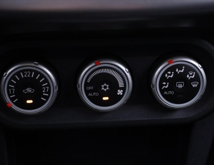 Mitsubishi Lancer 26