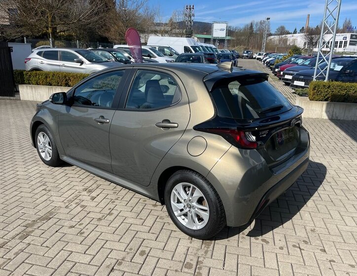 Toyota Yaris Hatchback 1,5 l 68 kw