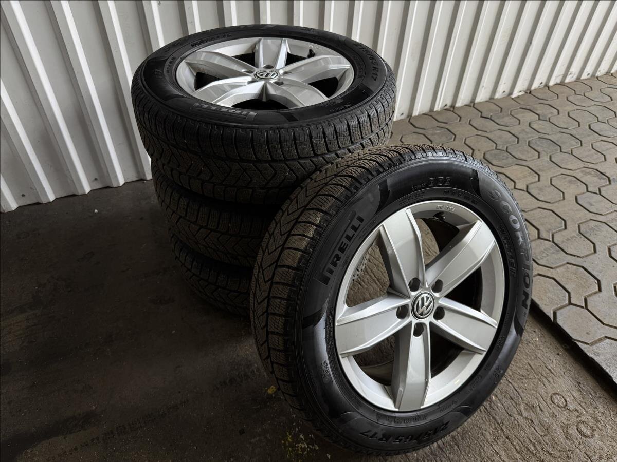 Volkswagen Tiguan Allspace SUV / Terénní 2,0 l 140 kw