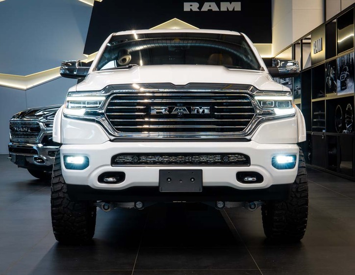 Dodge RAM 9