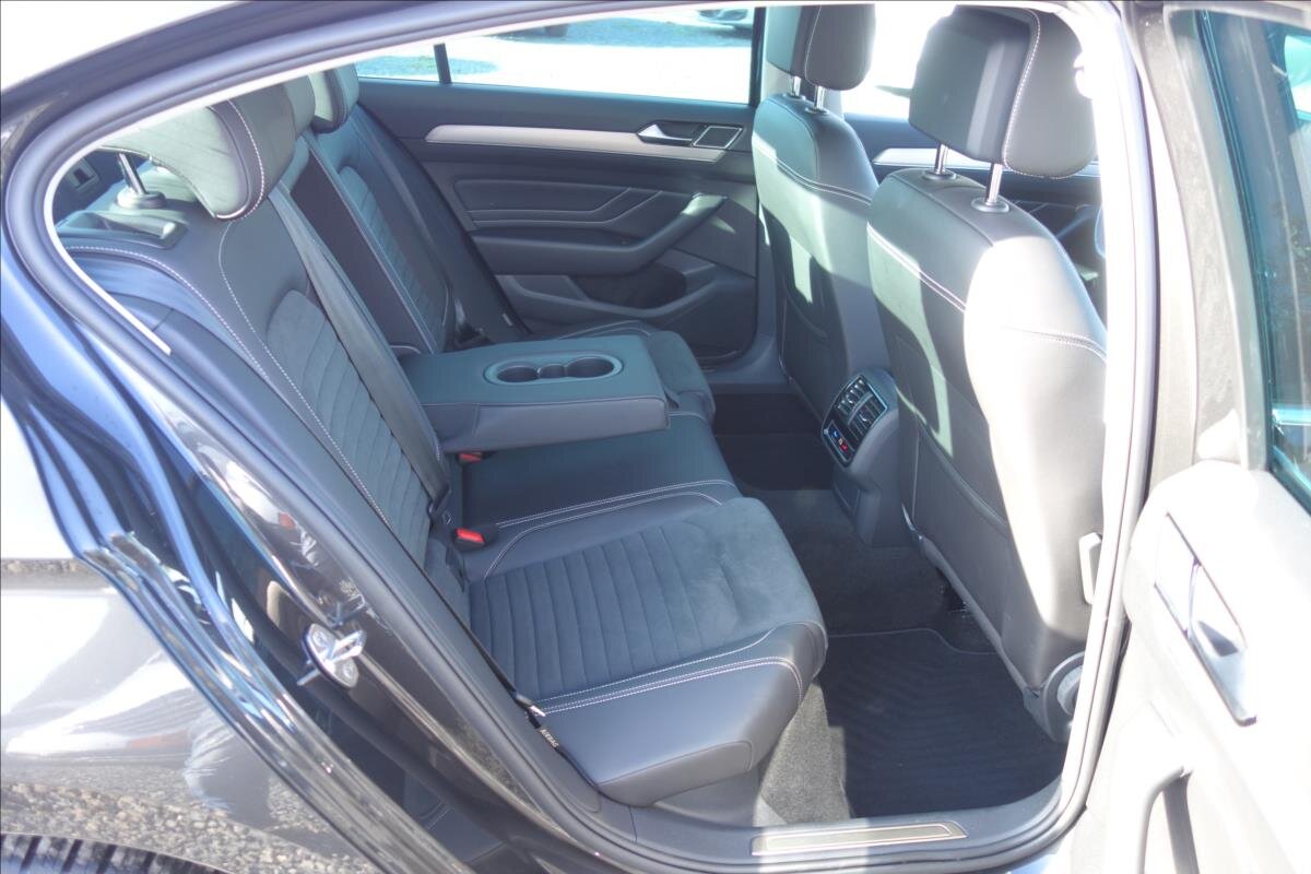 Volkswagen Passat Sedan / Limuzína 2,0 l 110 kw