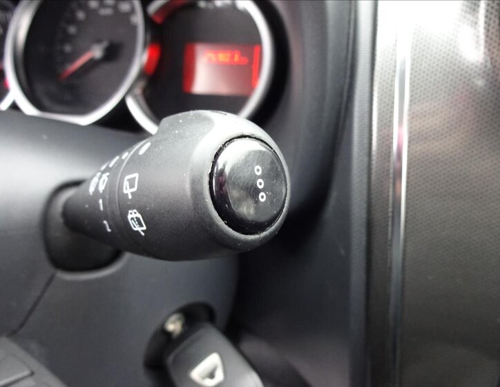 Dacia Sandero Hatchback 898,0 66 kw