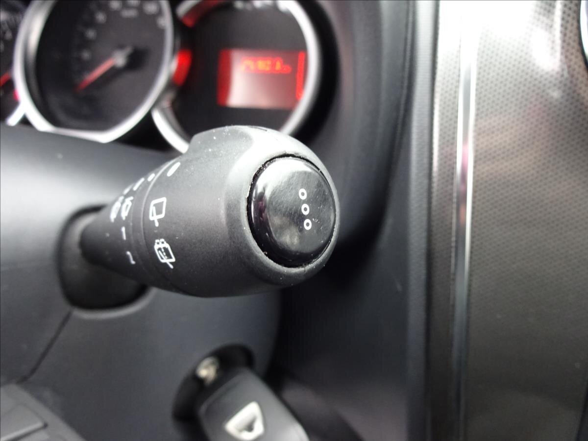 Dacia Sandero Hatchback 898,0 66 kw