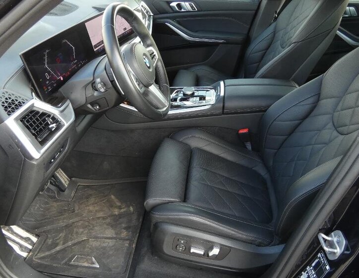 BMW X5 SUV / Terénní 3,0 l 210 kw