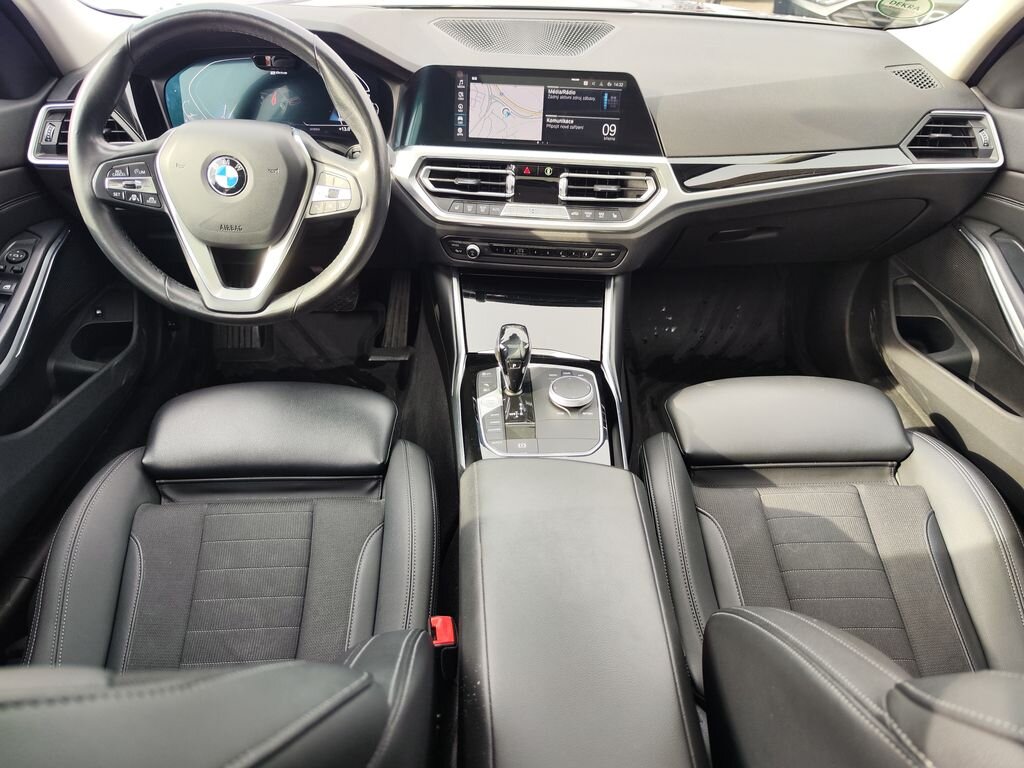BMW Řada 3 Sedan / Limuzína 2,0 l 215 kw