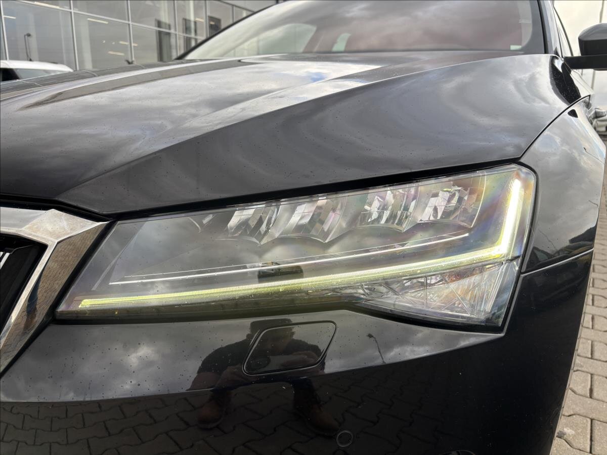 Škoda Superb Sedan 2,0 l 147 kw
