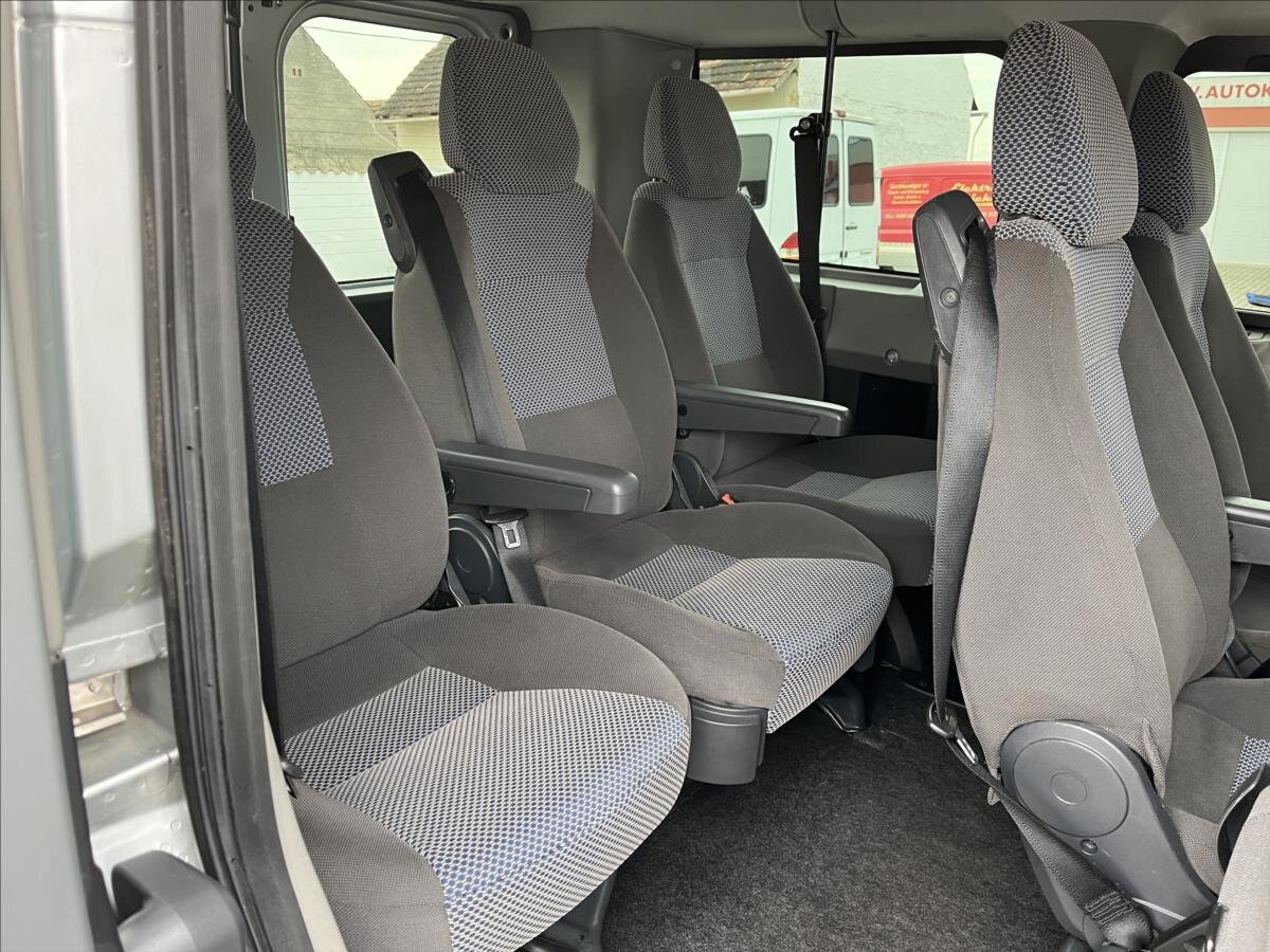 Peugeot Boxer Kombi 2,2 l 88 kw