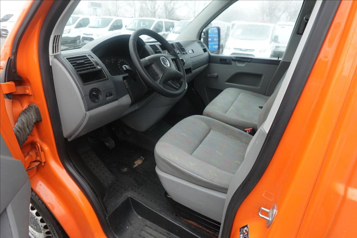 Volkswagen Transporter Valník 1,9 l 75 kw