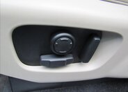 Land Rover Discovery 38