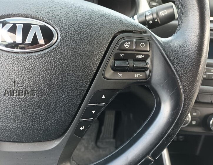 KIA Ceed Hatchback 1,4 l 73 kw