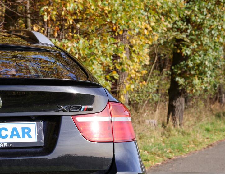 BMW X6 33
