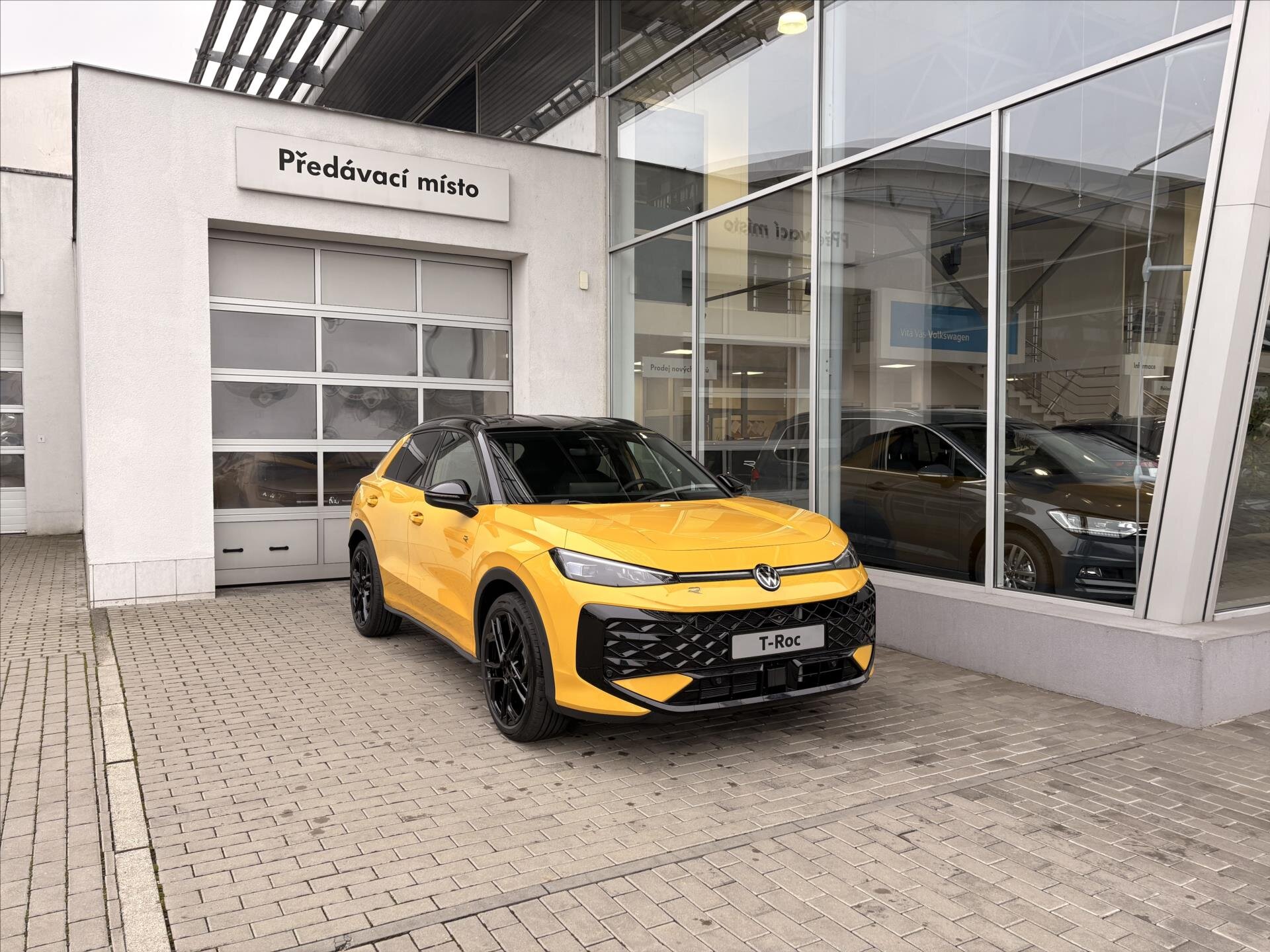 Volkswagen T-Roc SUV / Terénní 1,5 l 110 kw