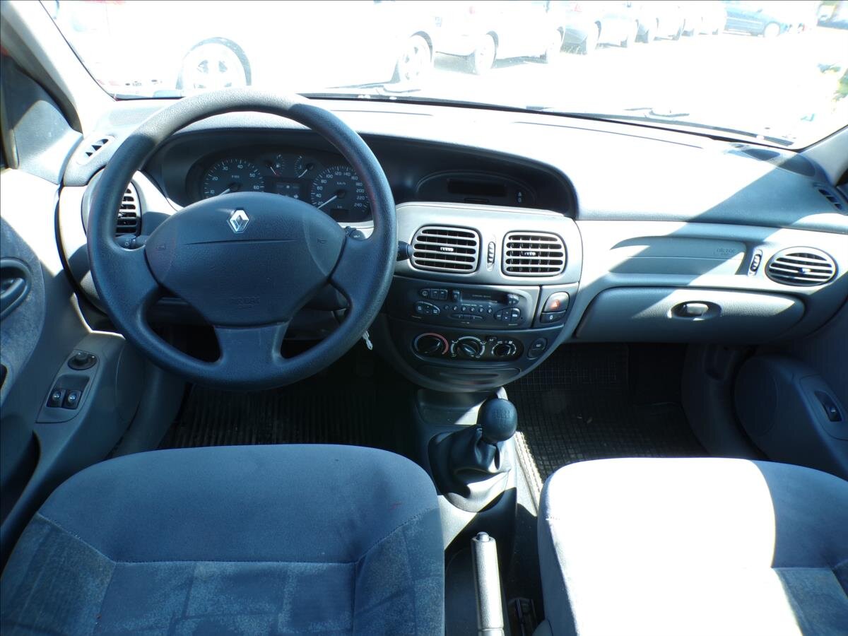 Renault Mégane Hatchback 1,6 l 79 kw