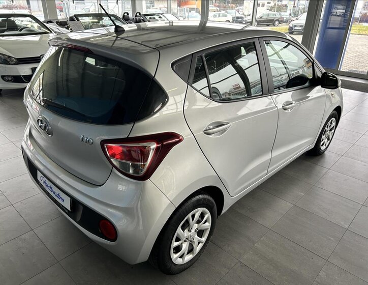 Hyundai i10 6