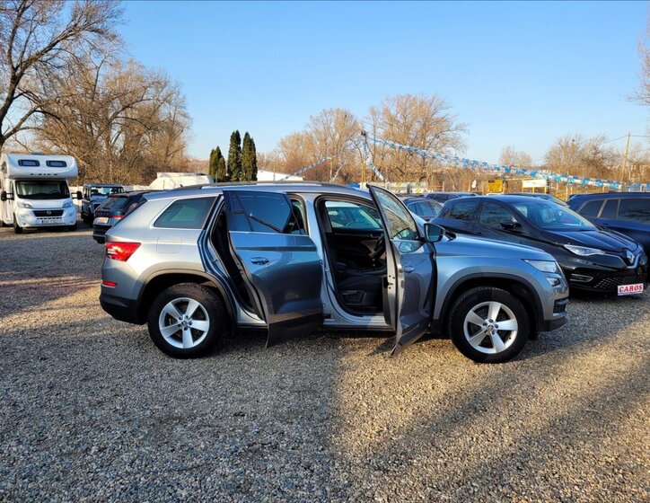 Škoda Kodiaq SUV / Terénní 1,5 l 110 kw