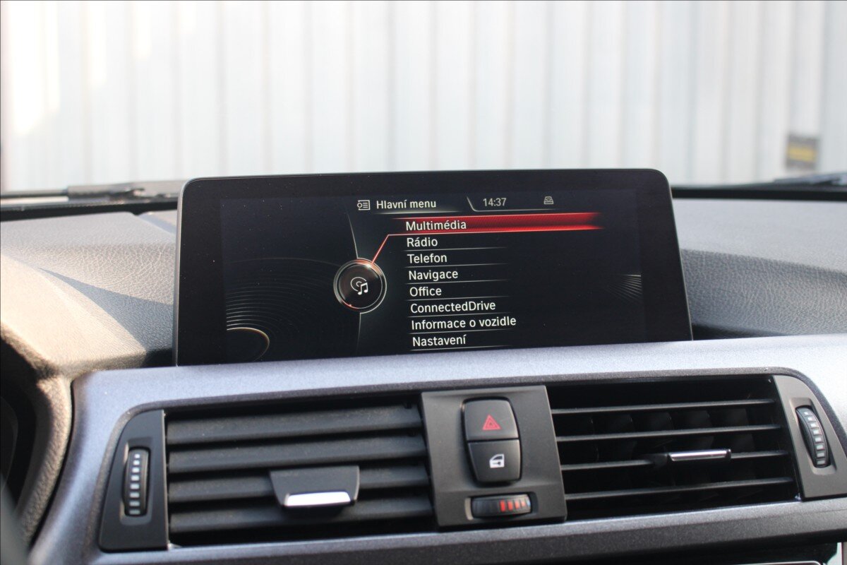 BMW Řada 3 Kombi 2,0 l 140 kw