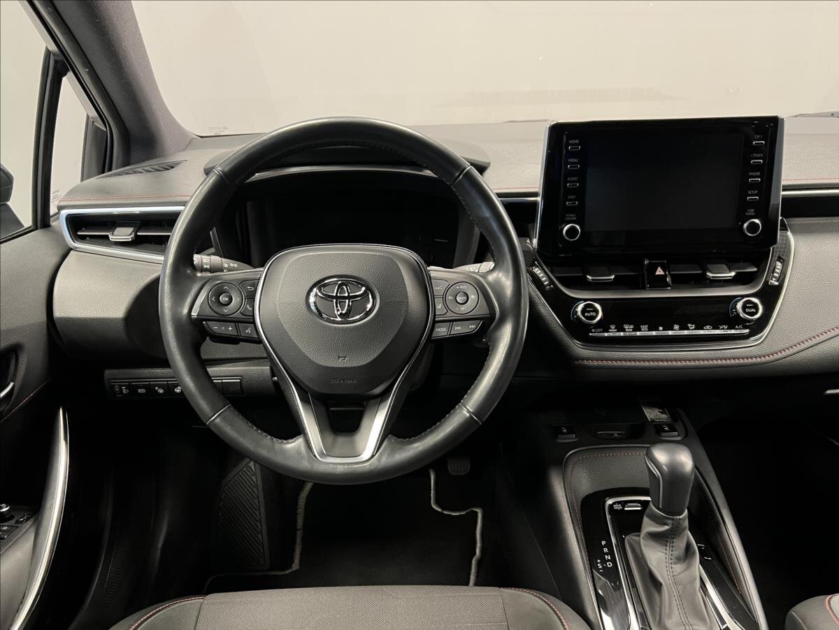 Toyota Corolla Hatchback 2,0 l 112 kw